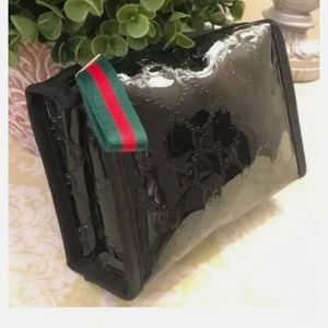 🔥 SALE!NWT GUCCI, Leather pouch, Classic Colors
